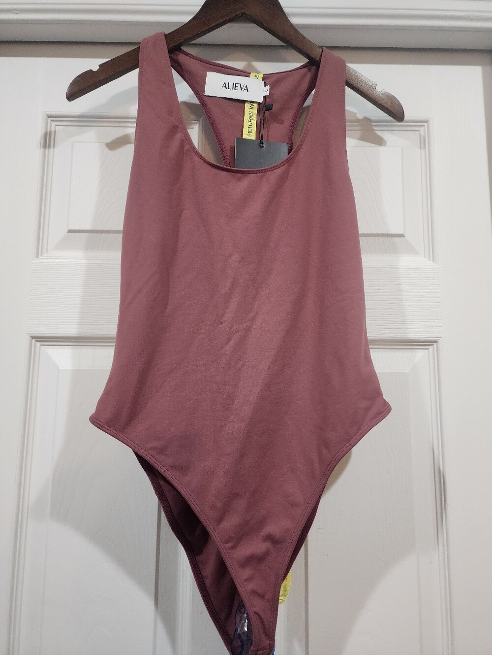 Msrp $135 Alieva Women's Mauve Pink Ribbed Bodysuit - Sleek Stretch Fit
